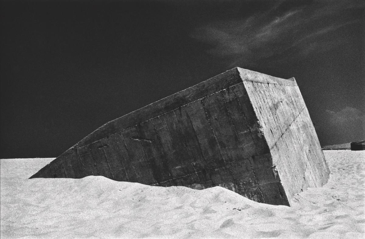 Jean-Claude Gautrand. Les forteresses du dérisoire - Pointe d'Arcachon, 1976