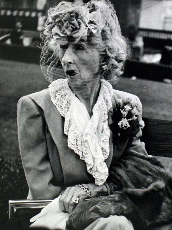 Lisette Model, woman with a veil, San-Francisco, 1949. Courtesy Baudoin Lebon